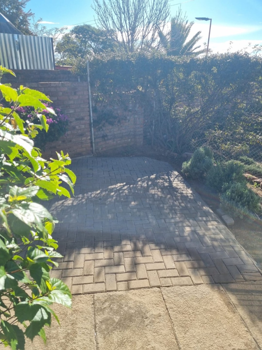 4 Bedroom Property for Sale in Gariepdam Free State